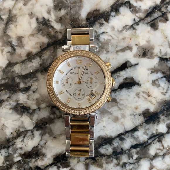 MICHAEL Michael Kors Accessories - MK WATCH